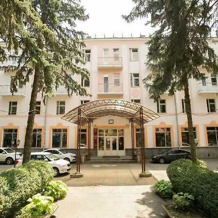 Hotel Zhemchuzhina Kavkaza Schelesnowodsk Exterior foto